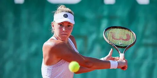 Тимофеева обыграла француженку Корне и вышла во второй круг Australian Open
