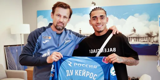 «Гремио» вышел из переговоров с «Зенитом» по аренде Ду Кейроса