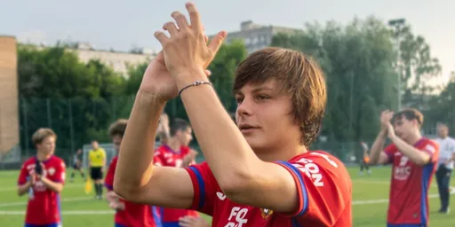 Агент Арбузова считает, что игрок не тренируется с ЦСКА из-за обиды Федотова на его слова