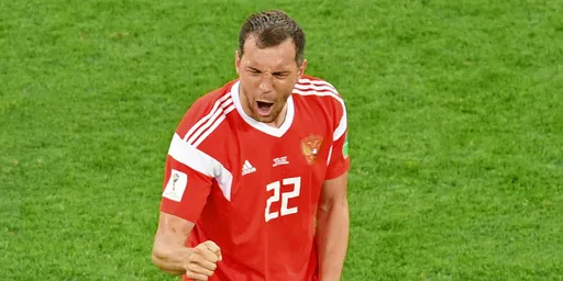 Дзюба показал специальную футболку в честь рекордного гола