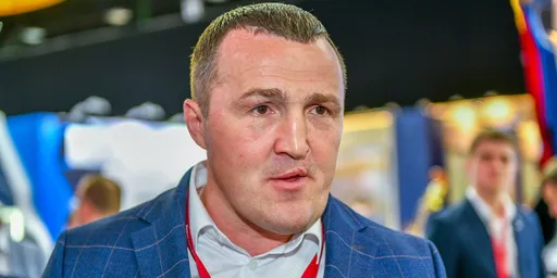 Зеленский ввел санкции против боксеров Лебедева и Проводникова