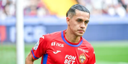 Агент хавбека ЦСКА Медины назвал неправдой информацию о переговорах со «Спартаком»
