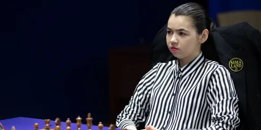 Горячкина ушла от поражения Салимовой в первой партии тай-брейка в финале Кубка мира по шахматам