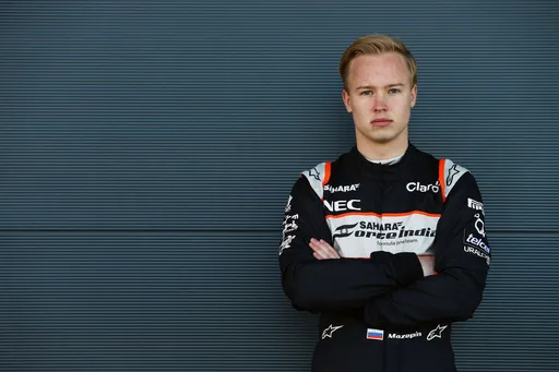 «Мазепин уже крутит больше, чем Загитова»: реакция болельщиков на очередной разворот российского пилота
