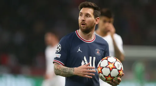 Главные трансферы 2021 года: Месси и Роналду сменили команды, 100+ за Грилиша, Рамос ушел в «ПСЖ» лечиться
