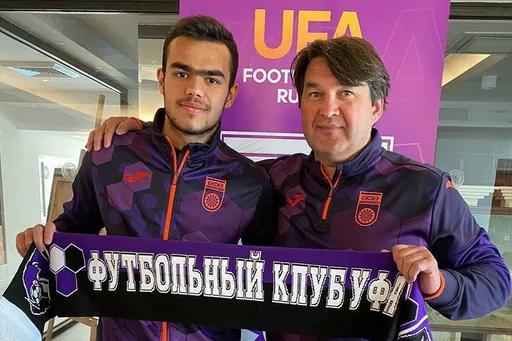 Гендиректор «Уфы» Газизов ответил на вопрос о возможном выкупе прав на Урунова у «Спартака»