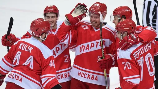 «Спартак» представил игровую форму к ретро-матчу с «Салаватом Юлаевым» в КХЛ