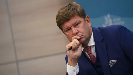 Губерниев высказался о выступлении Большунова в спринте на первом этапе Кубка России