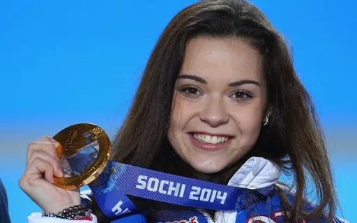 Олимпийская чемпионка Сотникова заявила, что не осуждает российских фигуристов за смену гражданства
