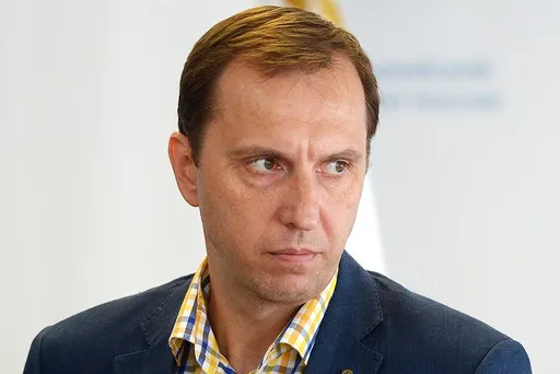 Директор по коммерции КХЛ Астахов: у людей физически нет денег, чтобы нас поддерживать