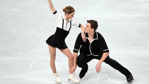 Павлюченко и Ходыкин завоевали серебро на этапе Гран-при Skate Canada