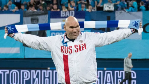 Валуев: как болельщик «Зенита» не желаю «Динамо» сместить нас с первого места