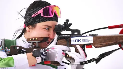 Каплина выиграла спринтерскую гонку на третьем этапе Кубка России по биатлону