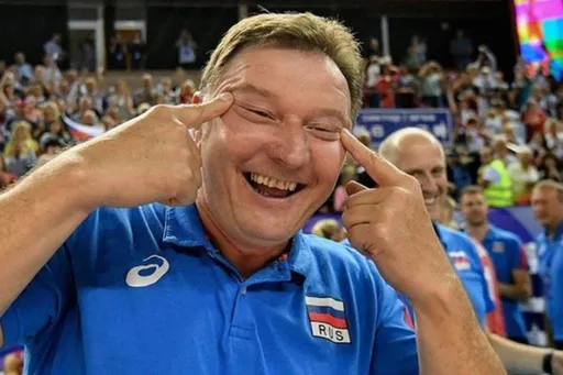 Скандальный тренер Бузато возглавит сборную России по волейболу