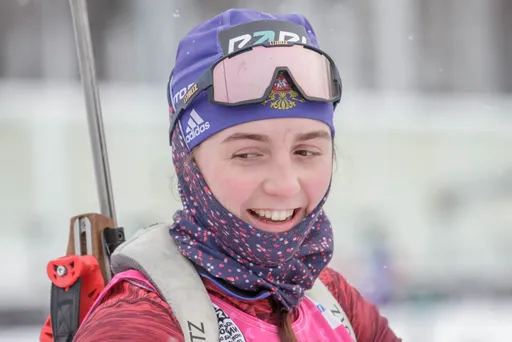 Каплина выиграла спринт на этапе Кубка России по биатлону в Уфе
