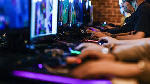 Уроки по Dota 2 и FIFA могут войти в школьную программу