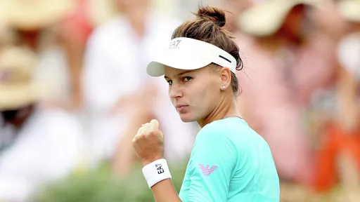 Кудерметова вышла в 1/8 финала «Ролан Гаррос» после отказа Бадосы