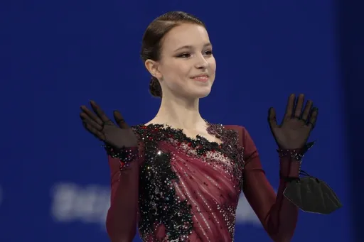 Команда Щербаковой «Красная машина» выиграла Кубок Первого канала по фигурному катанию