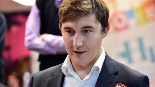 Карякин отреагировал на заявление Карлсена о своем отстранении