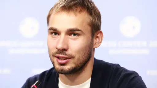 Олимпийский чемпион Шипулин назвал красавчиком поддержавшего российских биатлонистов француза Симона Фуркада