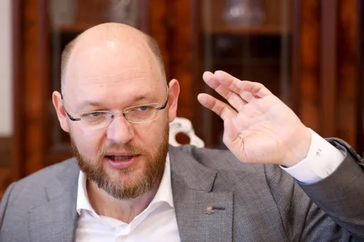 Геркус назвал «бредом» решение отправить Manizha на «Евровидение» от России