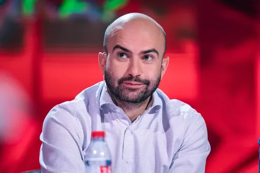 Нобель Арустамян стал лучшим журналистом года на «Премии РБ 2021»