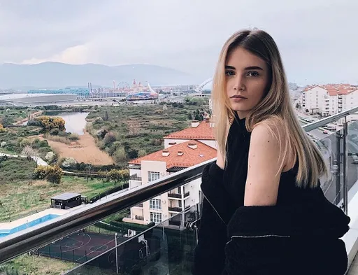 Алина Шеленговская – красавица-картингистка, которую дисквалифицировали за лихое вождение
