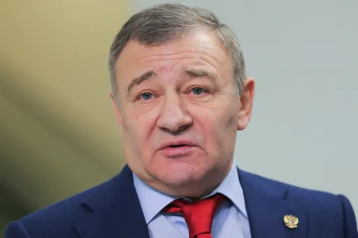 Лимит на легионеров в КХЛ сократится до трёх иностранцев в заявке с сезона-2023/24
