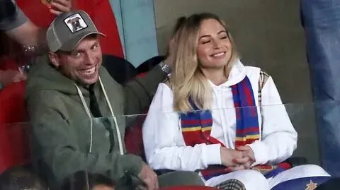 Жена Глушакова считает, что ее муж мог бы усилить «Спартак»