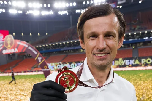 Семак стал трехкратным чемпионом России в качестве тренера и догнал Слуцкого и Семина. Ориентир – Газзаев