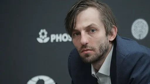 Грищук: Непомнящий играет с лучшим шахматистом мира, поэтому так сложно даются игры