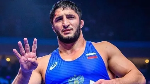 Почему олимпийского чемпиона Садулаева называют русским танком. Это придумали американцы на турнире в Сербии