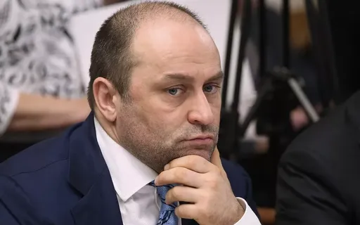 Свищев – о конфликте Бузовой и Губерниева: в прямом эфире устроили такую клоунаду!