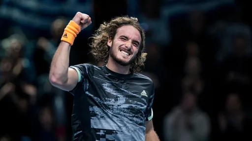 Циципас обыграл Зверева и вышел в полуфинал Итогового турнира ATP