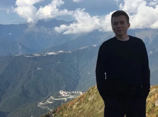 Сестра биатлониста Серохвостова – про брата: целеустремленный, упрямый, с друзьями – душа компании
