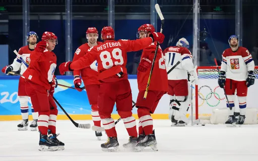Сборная России по хоккею вышла в финал Олимпиады в Пекине, обыграв Швецию по буллитам