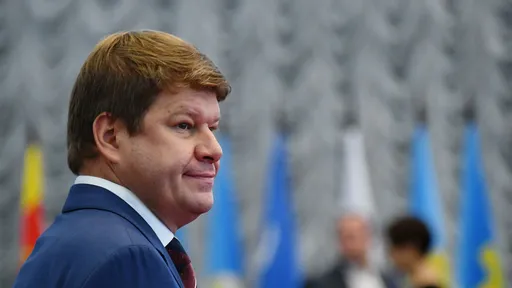 Губерниев призвал Матыцина урегулировать ситуацию с давлением на региональные федерации на выборах СБР