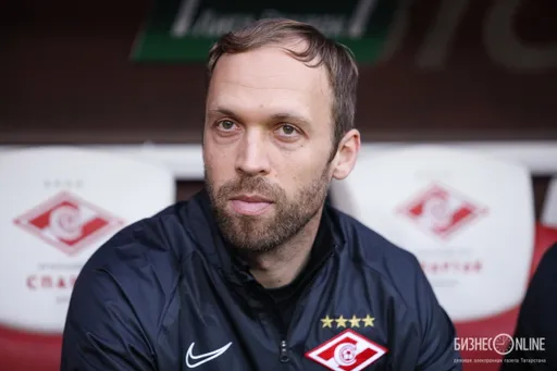 «Спартак» призвал болельщиков поблагодарить Хинкеля и Урванчки