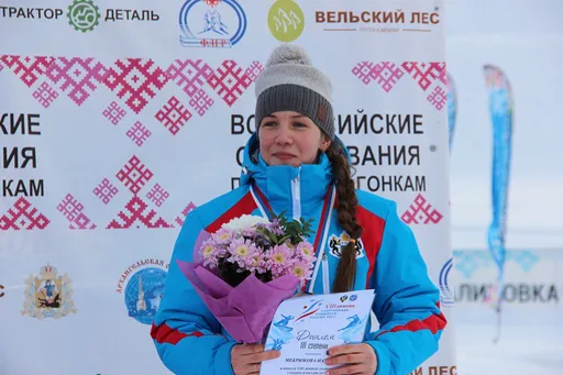 Российская лыжница Мекрюкова перешла в биатлон