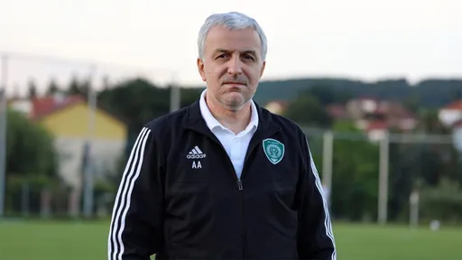 Айдамиров заявил, что никто из футболистов «Ахмата» не покинет команду летом