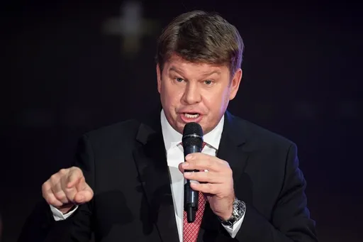 Губерниев – о «серебре» в женской эстафете: отдаю должное Шашилову, на то и щука, чтобы карась не дремал!