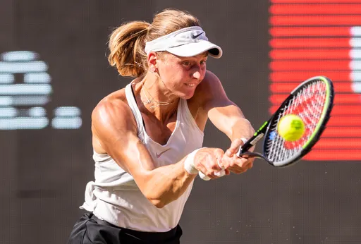 Россиянка Самсонова проиграла в первом круге Открытого чемпионата Франции по теннису