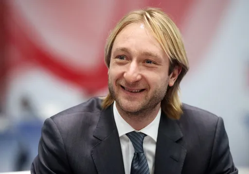 Скобрев рассказал, что команда Плющенко хочет заявиться в Медийную хоккейную лигу