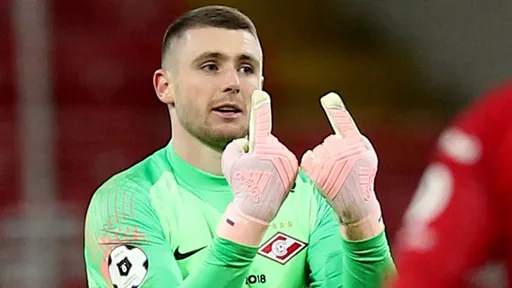 «Как же так!»: Зарема отреагировала на травму вратаря «Спартака» Селихова