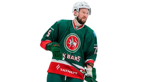 Форвард «Автомобилиста» Тарасов оценил свой дебют в команде в матче КХЛ с «Салаватом Юлаевым»