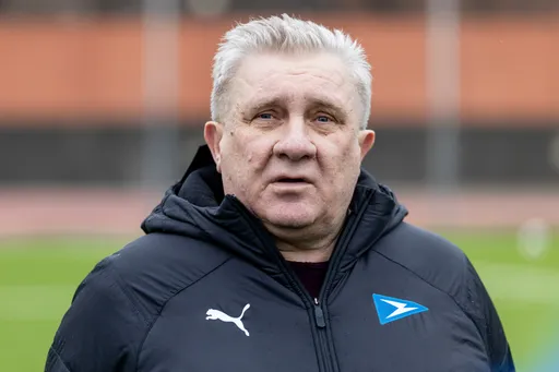 Главный тренер Сергей Ташуев покинул «Чайку»