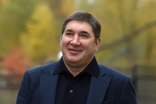 Кожевников заявил, что Ничушкин подстраховался, подписав контракт с «Колорадо» на восемь лет
