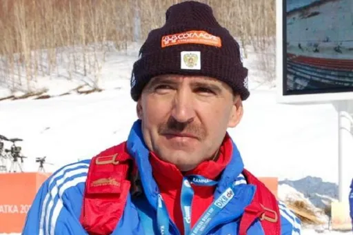 Загурский — о проблемах биатлонисток со стрельбой: вчера показал, они покивали, а потом все было забыто