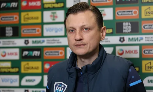 Мостовой заявил, что он по-спортивному удивлен возможному переходу Галактионова в «Локомотив»