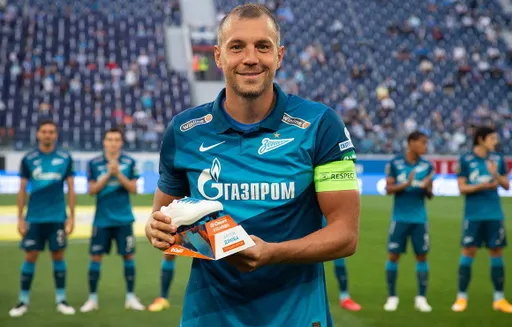 «Зенит» поблагодарил Артема Дзюбу за карьеру в клубе